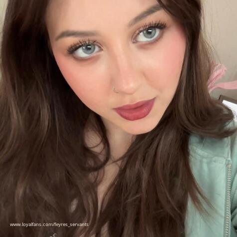 Your Goddess Feyre avatar