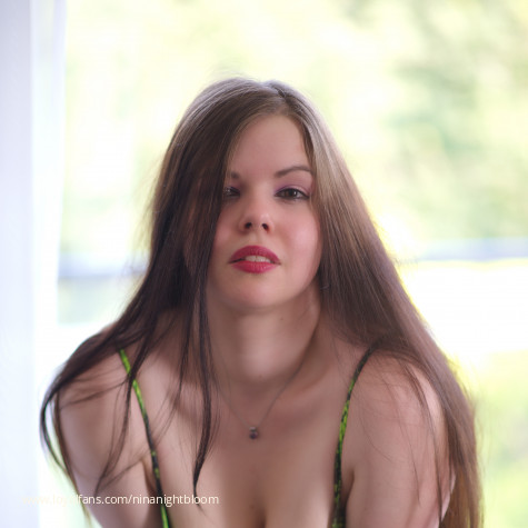 Nina Nightbloom avatar