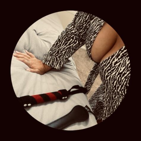 MistressRavenW avatar