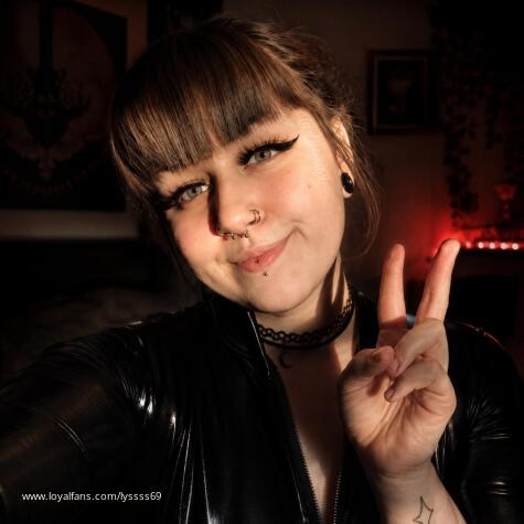 QUEENLUNA avatar