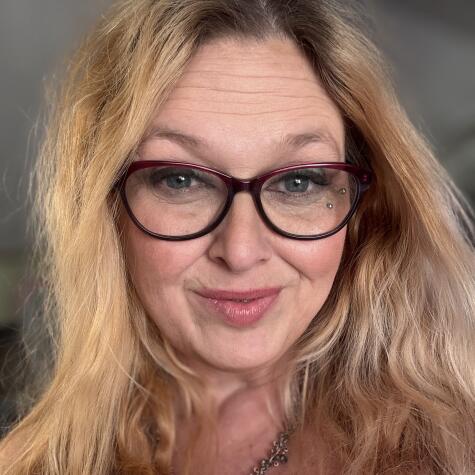 MrsLoDoubleT avatar