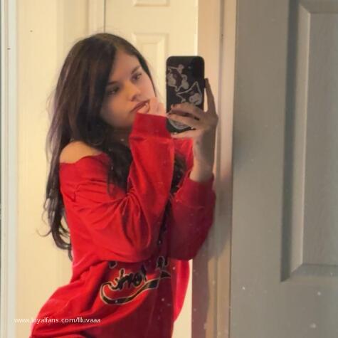 llluvaaa avatar