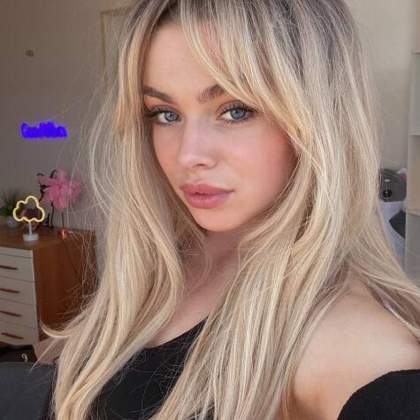 Angel_Blond avatar