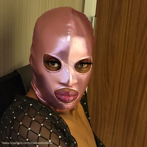 Masked Slutwife avatar