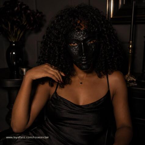Rose Sinclair avatar