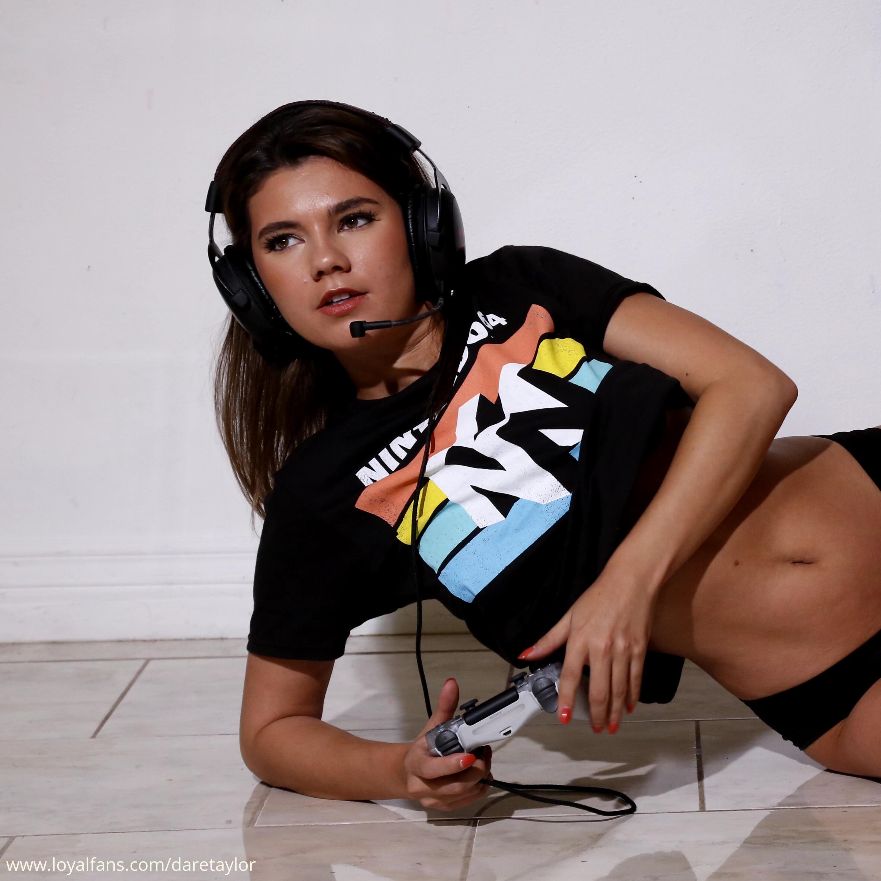 Dare Taylor’s Official Social Fan Page | LoyalFans
