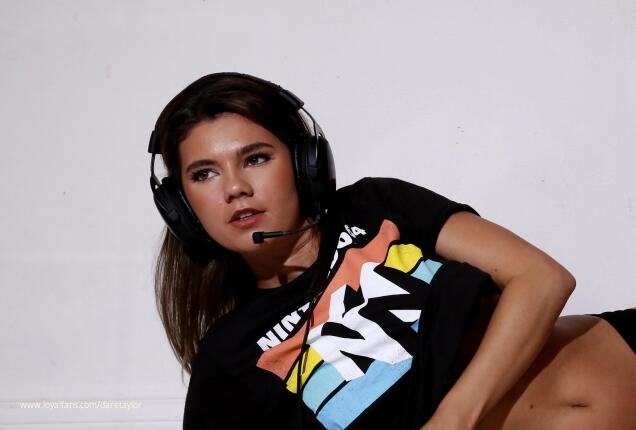 Spend a day with DareTaylor! - Dare Taylor Official Profile | www