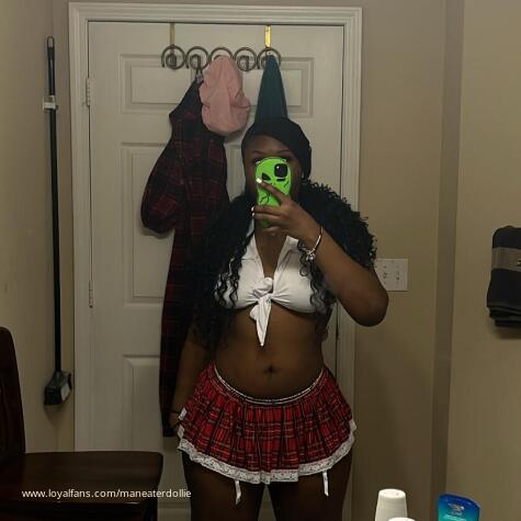 spoildollie avatar