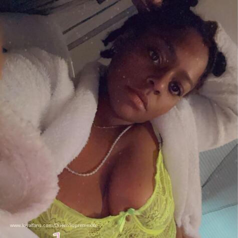 QueenSupremexXx Findomme x Body Worship avatar