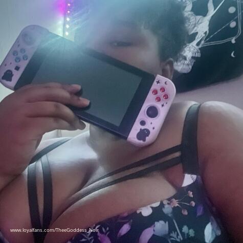 Thee Goddess Noir avatar