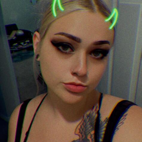 RosesGarden avatar