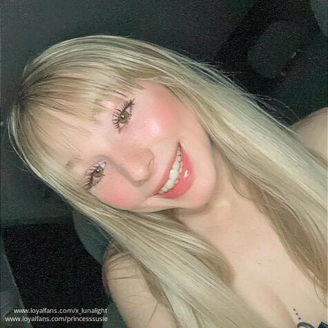 Queen Luna Light avatar