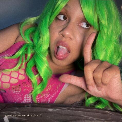MaDamE MoMmY avatar