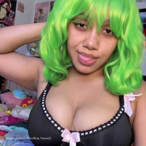 A SubDraining Brat avatar