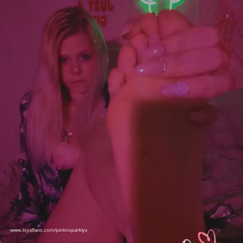PinkNSparklyx avatar