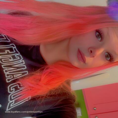 PinkNSparklyx avatar