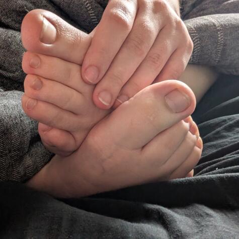 Gothplushsoles avatar