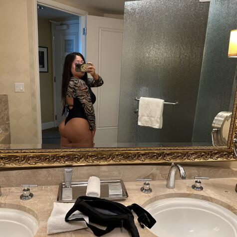 Goddess Sasha Shey avatar