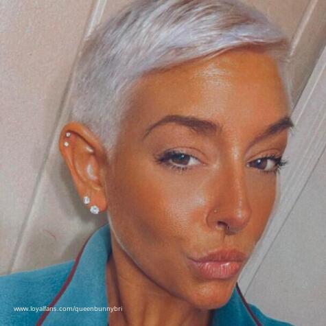 queenbunnybri avatar
