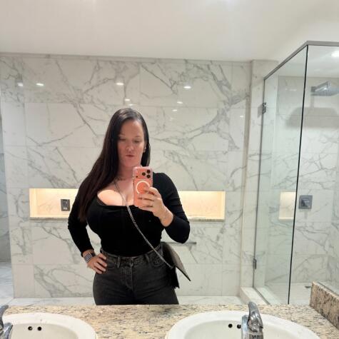 XOXOTiffanyXOXO avatar