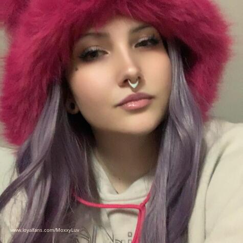 MoxxyLuv avatar