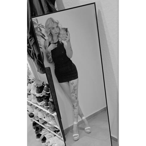Laura_doll avatar