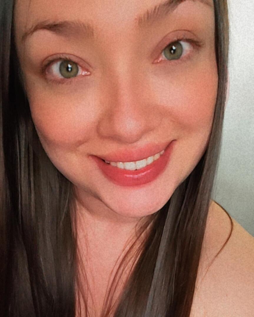 Allison Gray’s Official Social Fan Page | LoyalFans