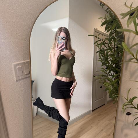 Solelyxyours avatar