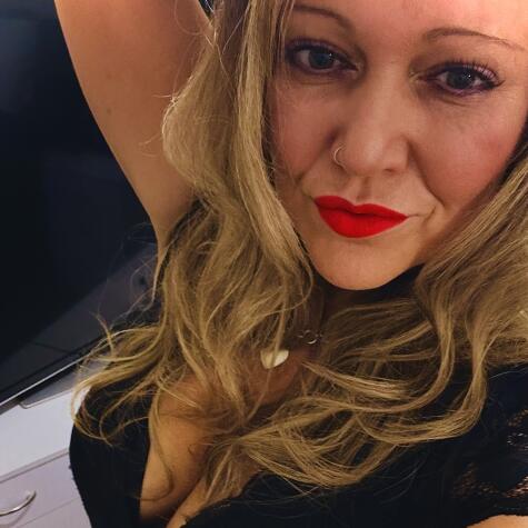 Southern beauty mistress avatar
