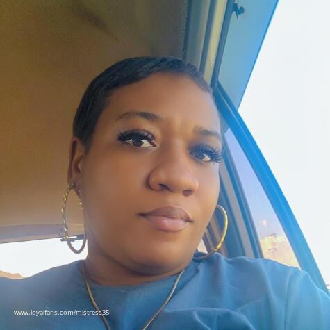 Mistress35 avatar