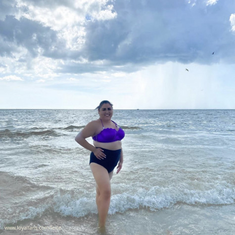 👣👣👣 - Sexie Lexie Official Photos | www.Loyalfans.com