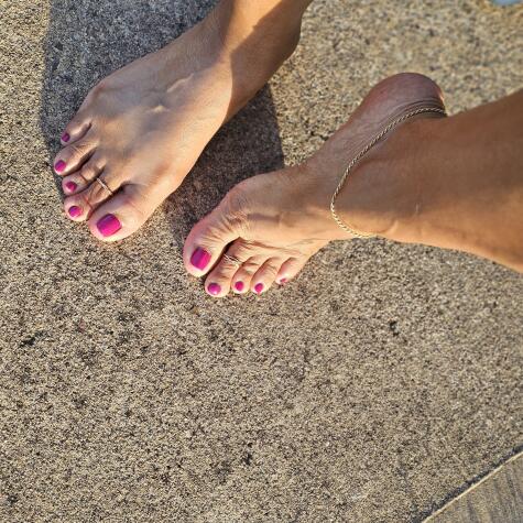 Longtoegoddess83 avatar
