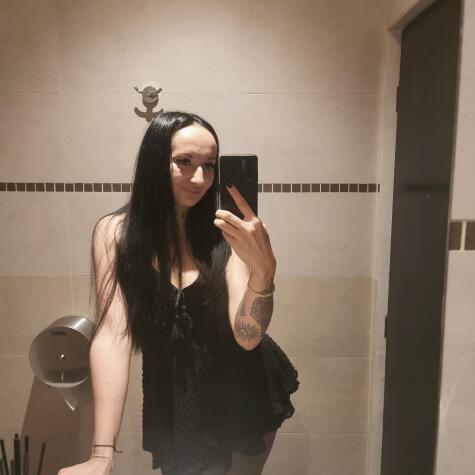 Honey15 avatar