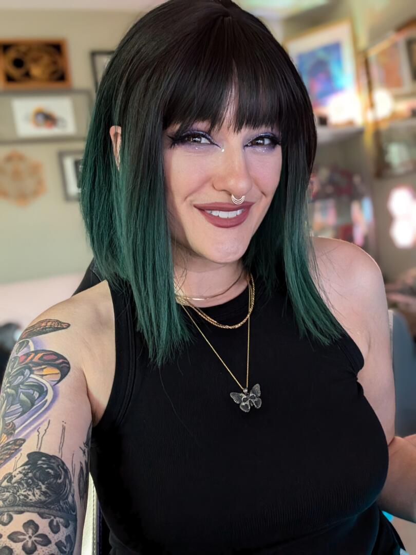 Nika Howard's videos and clips | Official account | LoyalFans