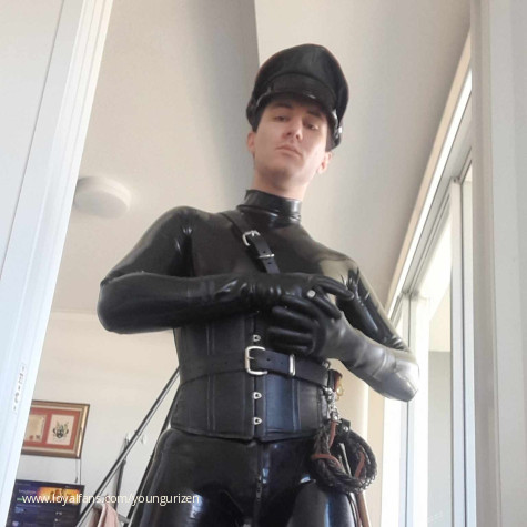YoungUrizen avatar