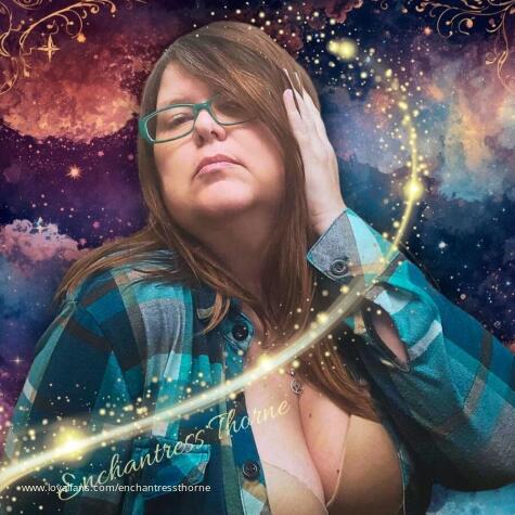 EnchantressThorne avatar