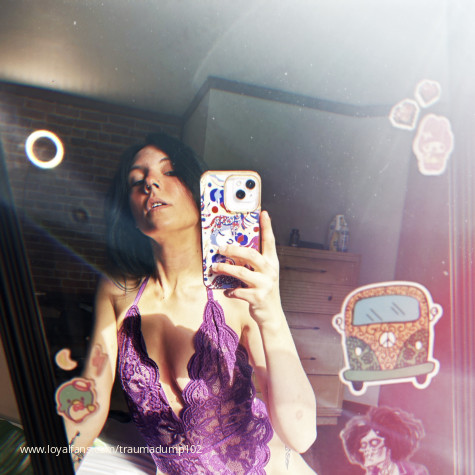 Traumadump102 avatar