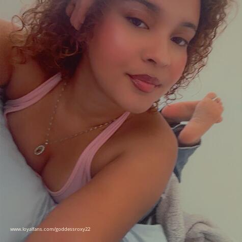 GoddessRoxy22 avatar