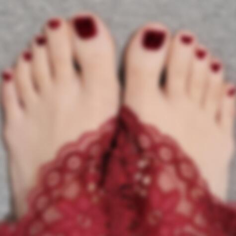 CrimsonGoddess46 avatar