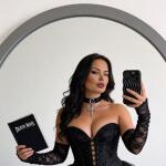 MadameDominatrix avatar