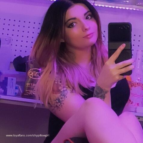ShyPillowGirl avatar