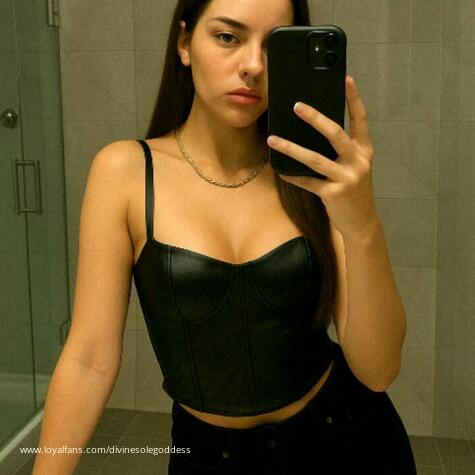 Divine Sole Goddess avatar