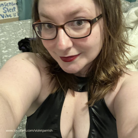 Violet Parrish avatar