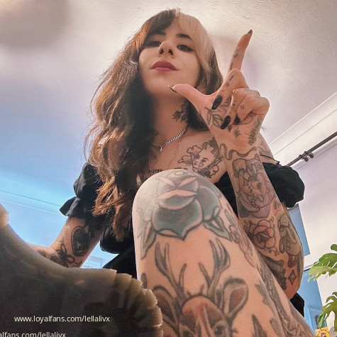 Worship Livia avatar