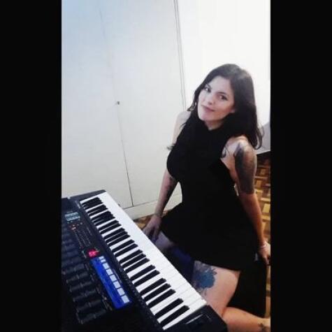 Miss Violett Music avatar