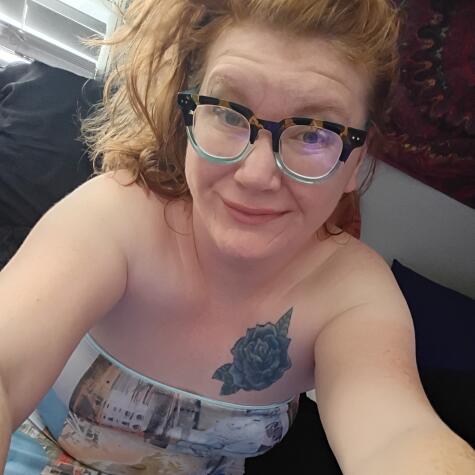 lollyluxie avatar