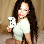 Vixenvioletblue avatar
