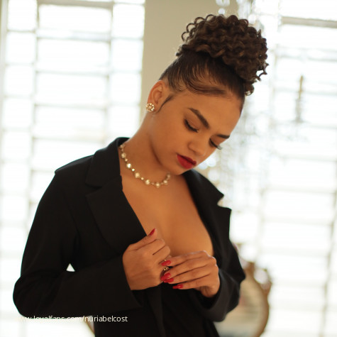 Nuria Belcost avatar