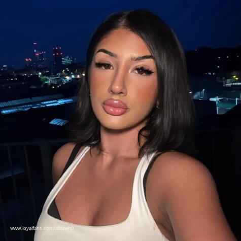 Pakistani Goddess Aliza avatar