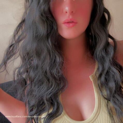 EmpressLorynn avatar